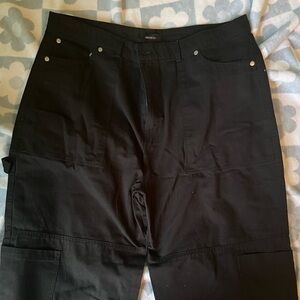 Forever 21+ extra large black cargo pants